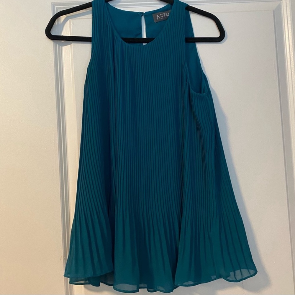 ASTR Green Pleated Tank